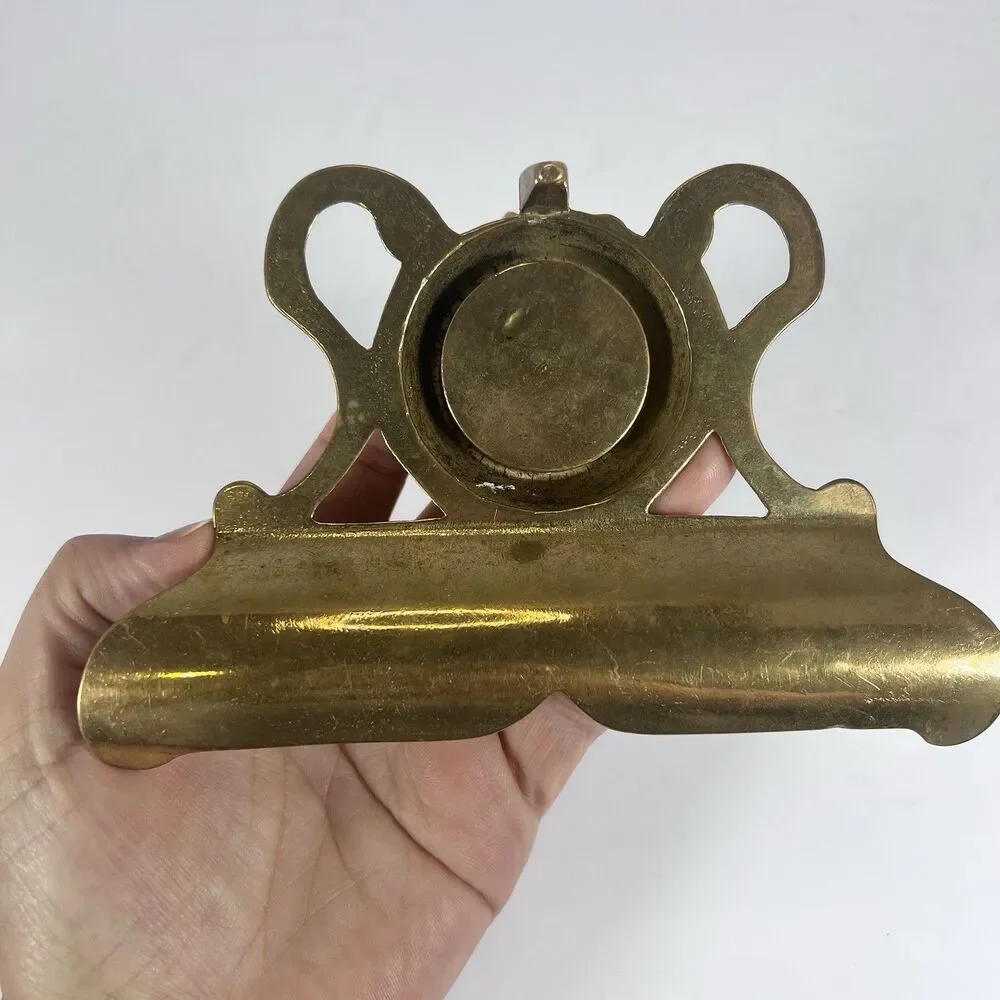 Inkwell Victorian /‎ Colonial Style Ornate Cast Solid Brass With Pen Holder